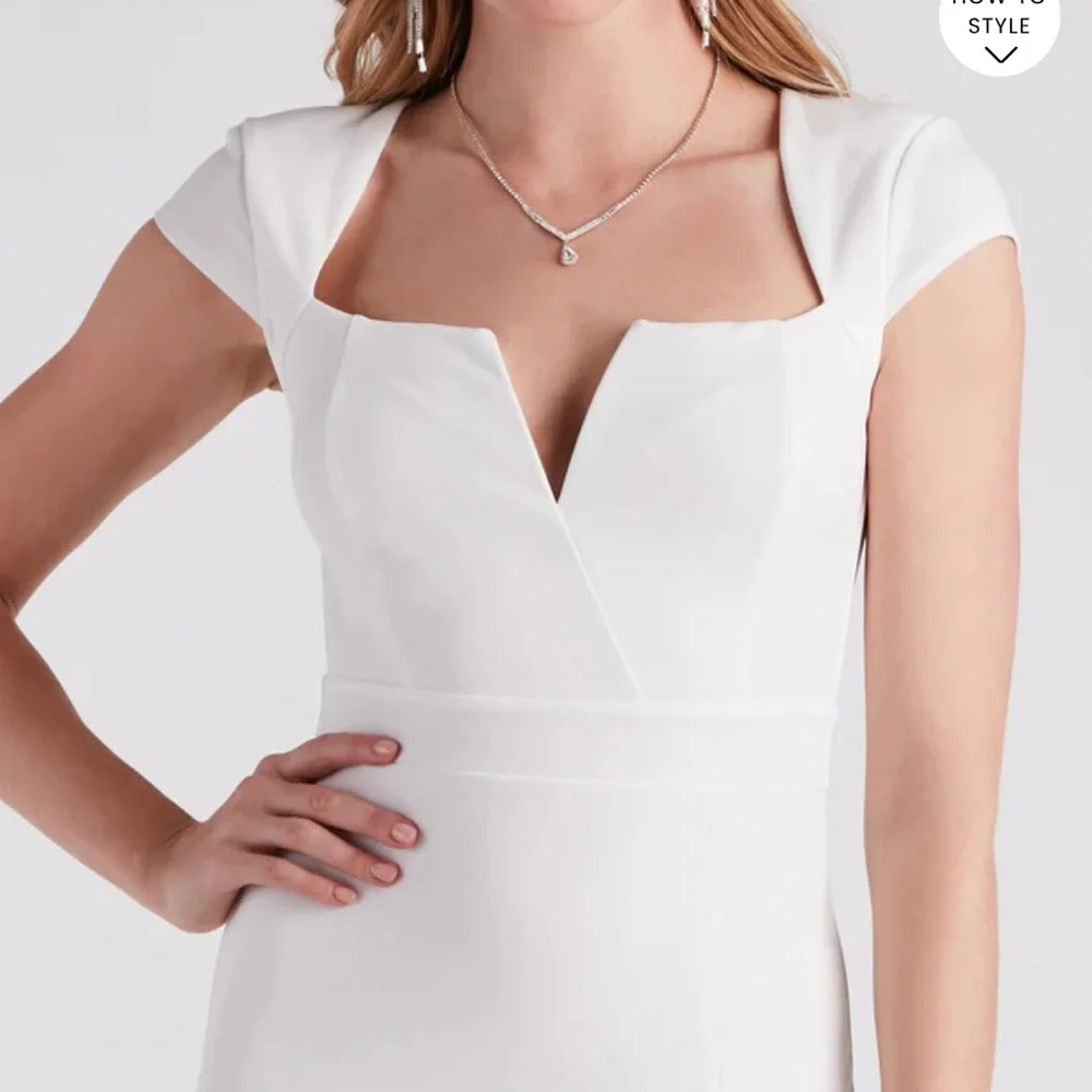 White Windsor Dress - Picture 4 of 13